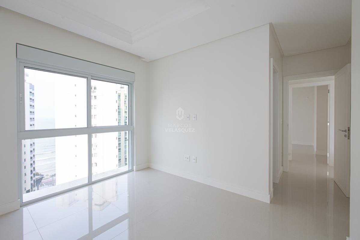 Apartamento à venda com 4 quartos, 167m² - Foto 15