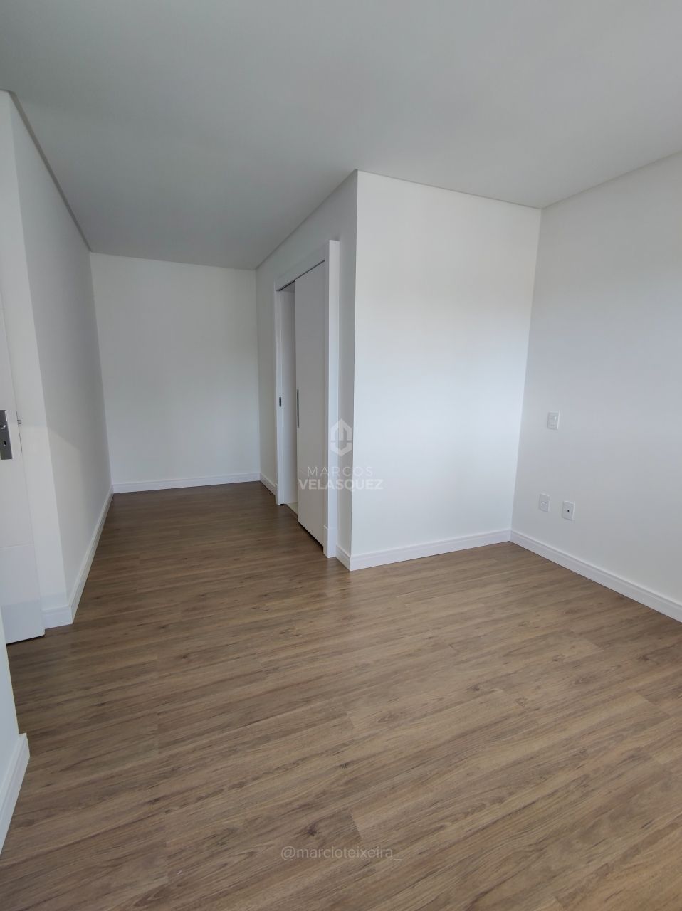 Apartamento à venda com 4 quartos, 155m² - Foto 30