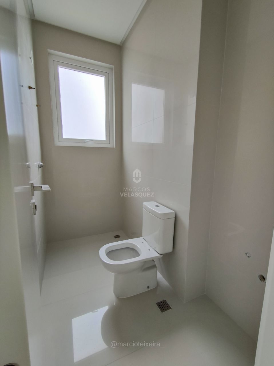 Apartamento à venda com 3 quartos, 160m² - Foto 16