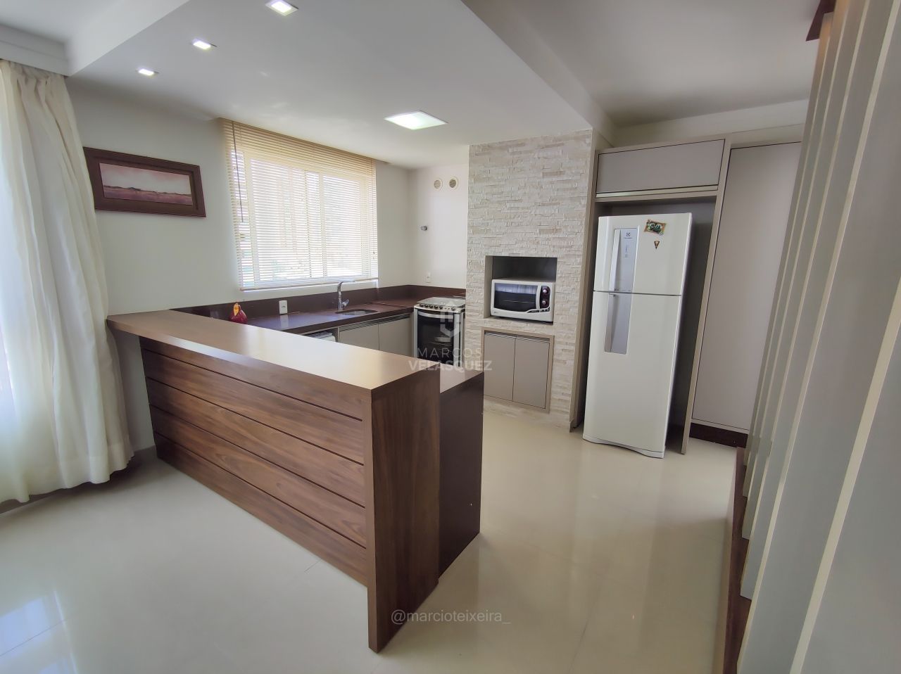 Apartamento à venda com 3 quartos, 104m² - Foto 6