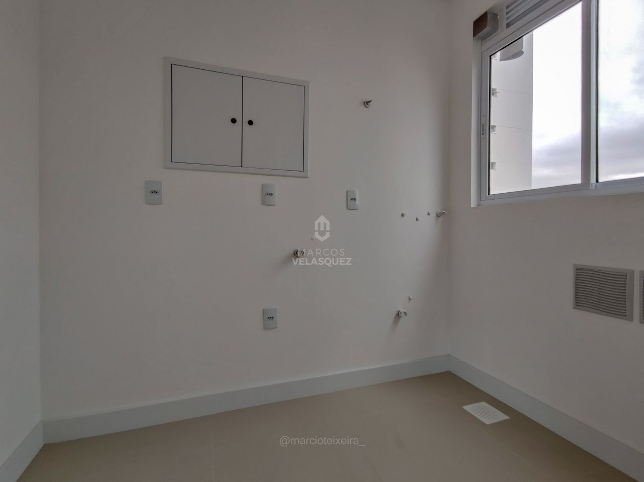 Apartamento à venda com 3 quartos, 97m² - Foto 5