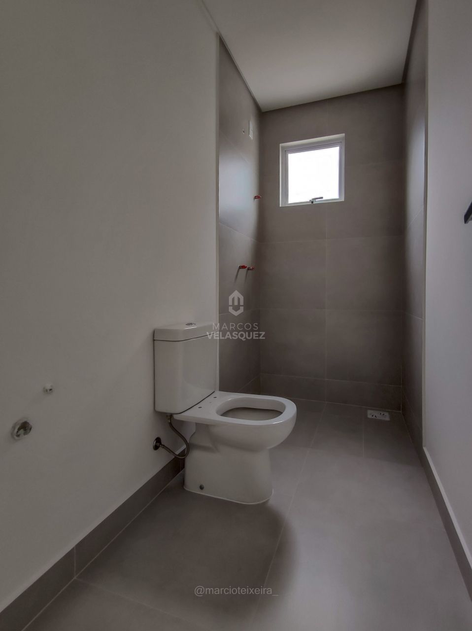 Apartamento à venda com 3 quartos, 208m² - Foto 20