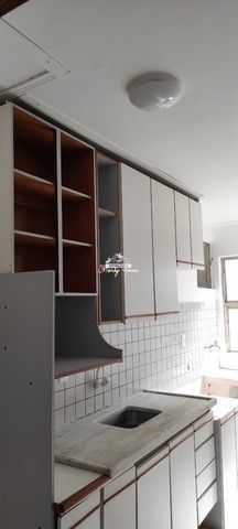 Apartamento à venda com 2 quartos, 55m² - Foto 11