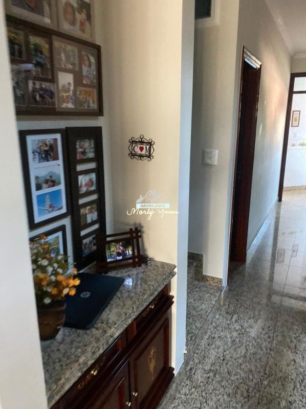 Sobrado à venda com 5 quartos, 10m² - Foto 11