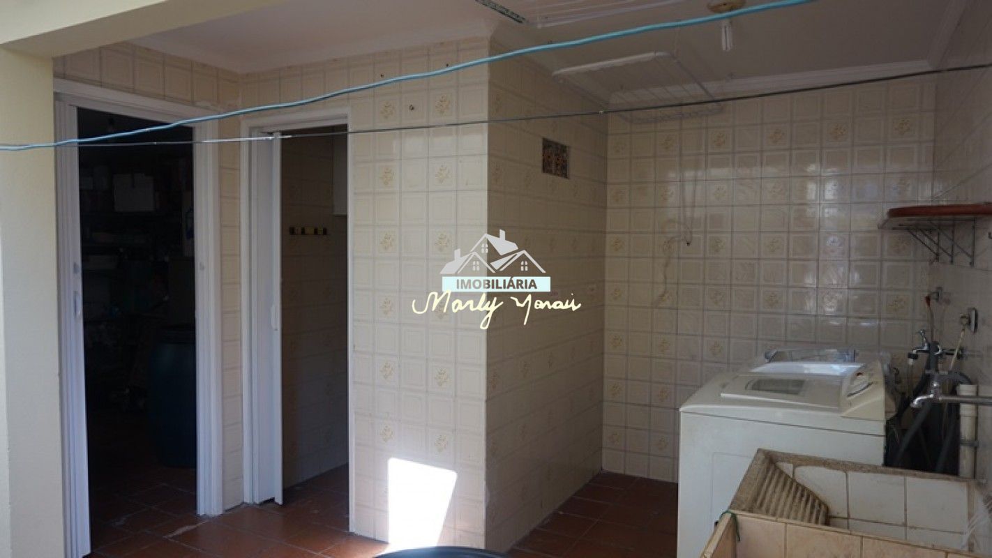 Sobrado à venda com 5 quartos, 10m² - Foto 47