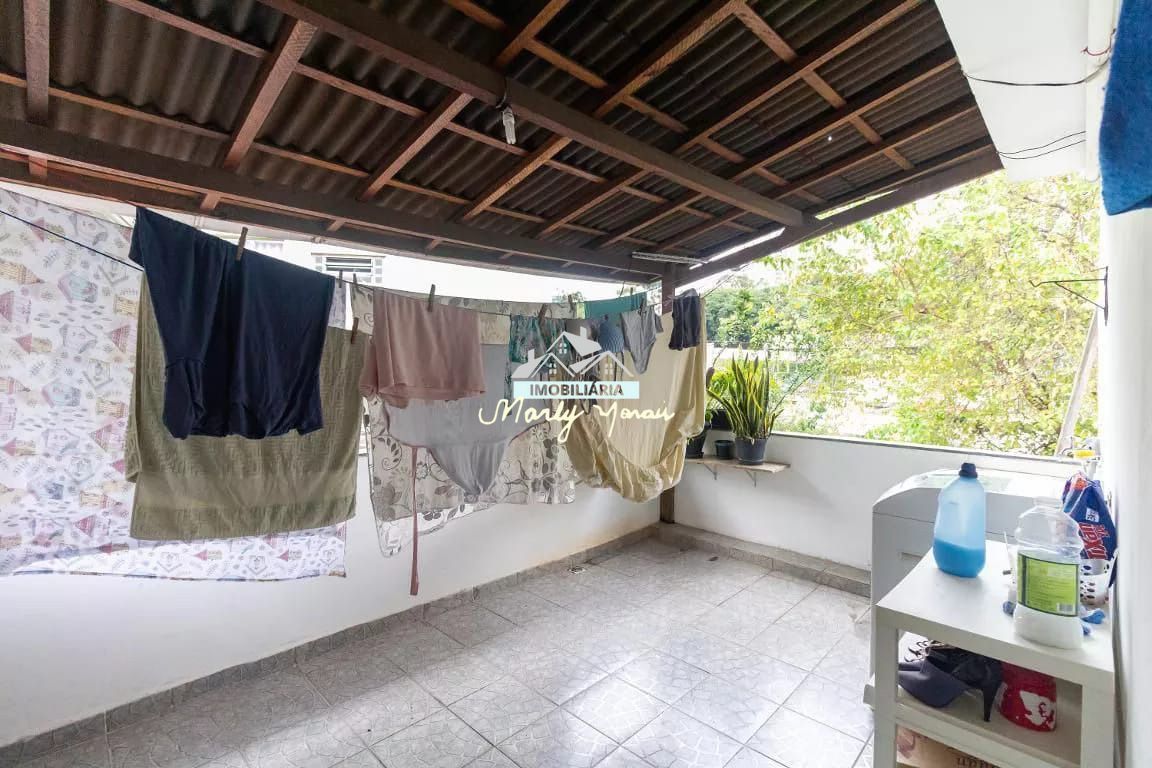 Casa à venda com 4 quartos, 276m² - Foto 20