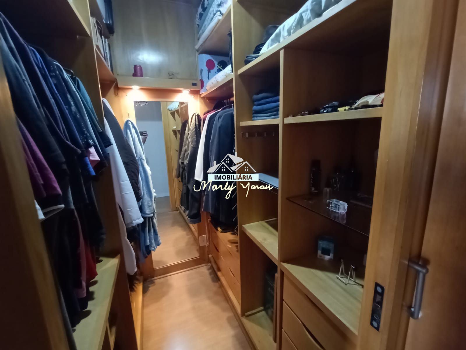 Apartamento à venda com 3 quartos, 200m² - Foto 12