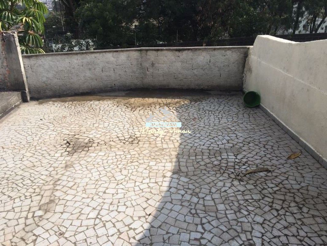 Sobrado à venda com 4 quartos, 200m² - Foto 5