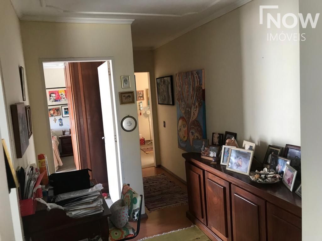 Apartamento à venda com 3 quartos, 157m² - Foto 4