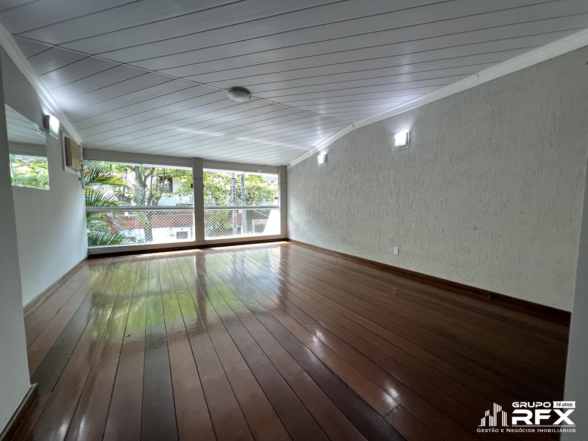 Casa 4 dormitórios à venda são francisco niterói/rj