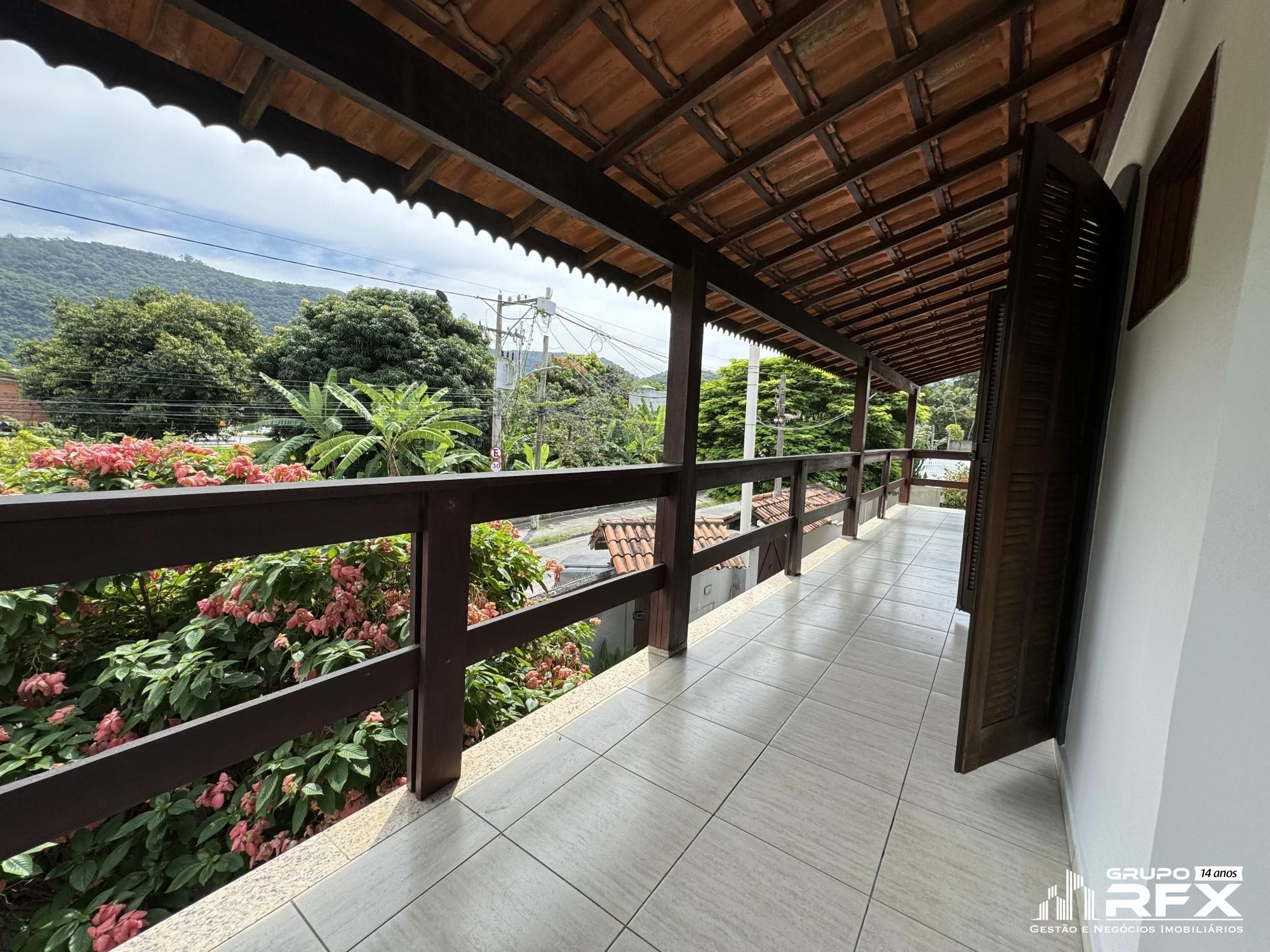 Casa de 3 quartos, 180m² no bairro Piratininga, em Niterói | Eu Corretor