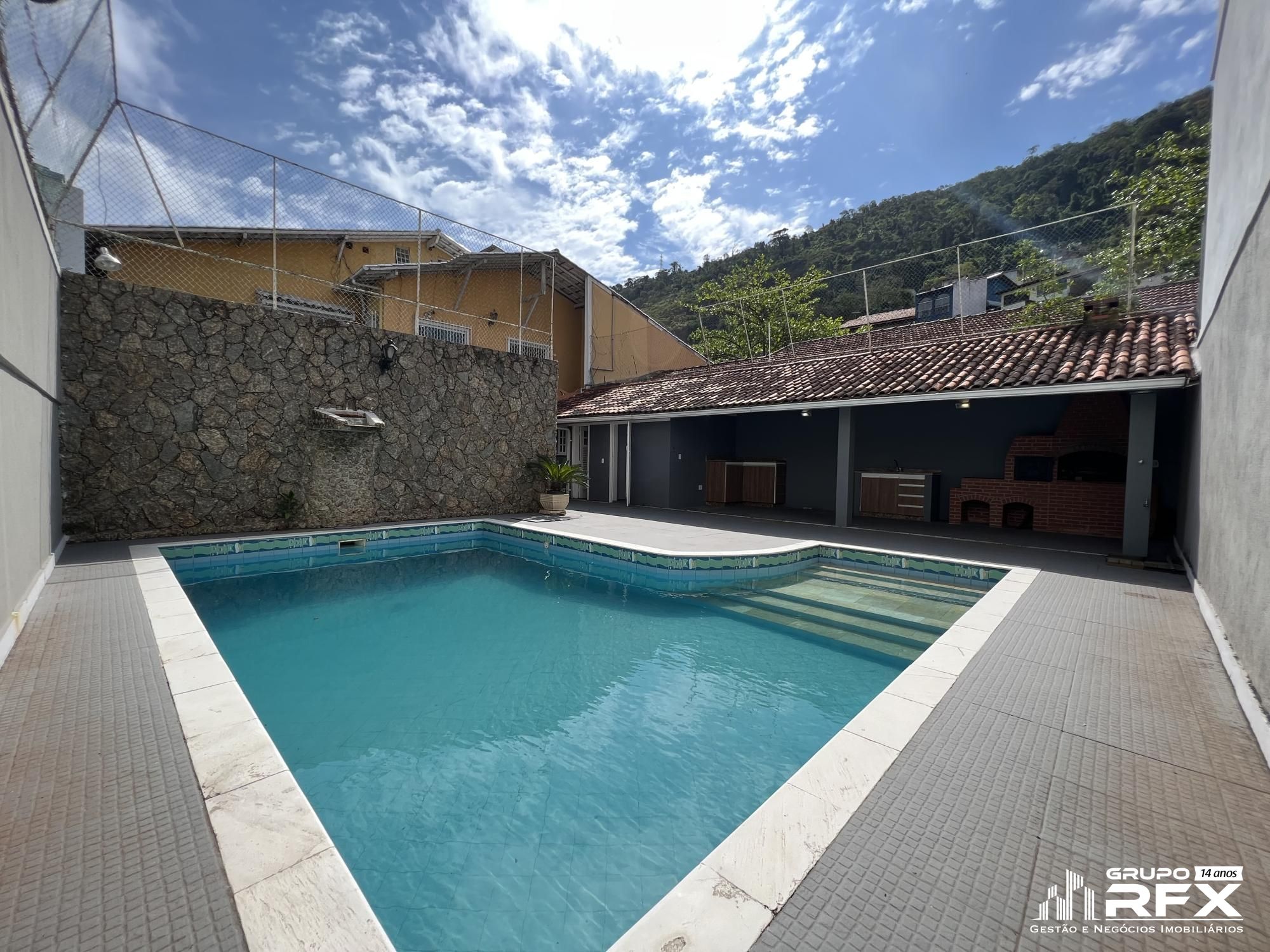 Casa 4 dormitórios à venda São Francisco Niterói/RJ