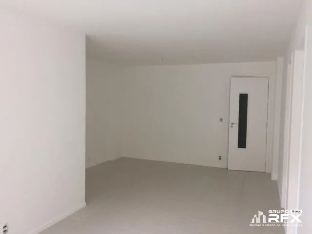 Apartamento 2 dormitórios à venda São Francisco Niterói/RJ
