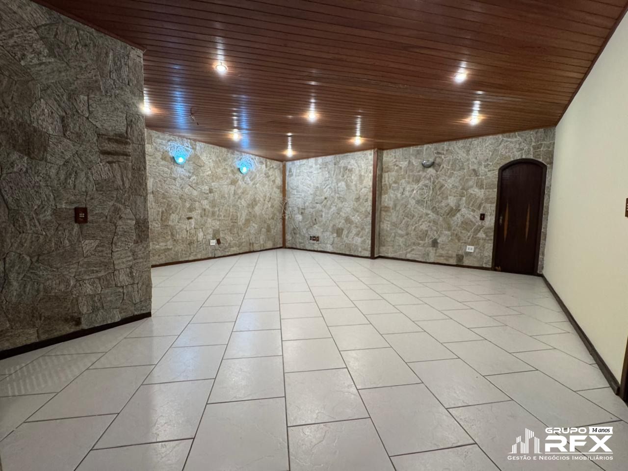 Casa de 4 quartos, 339m² no bairro Pendotiba, em Niterói | Eu Corretor