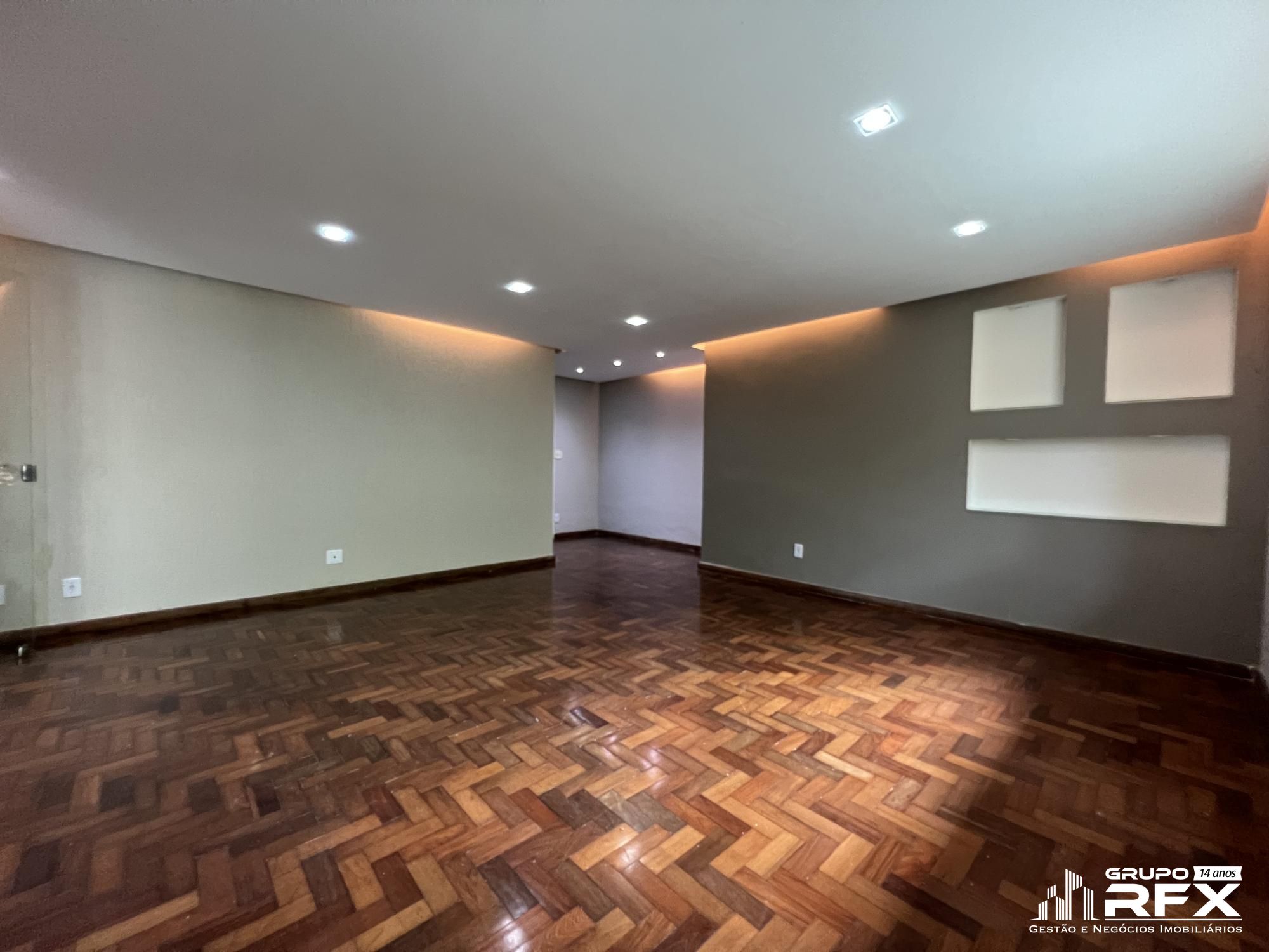 Casa 4 dormitórios à venda São Francisco Niterói/RJ