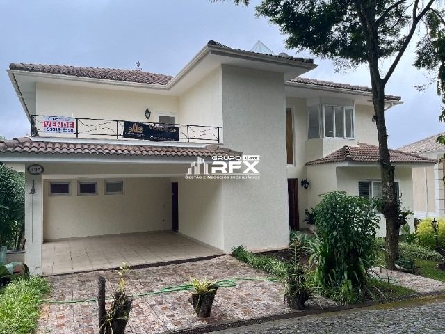 Casa de 4 quartos, 390m² no bairro Maceió, em Niterói | Eu Corretor