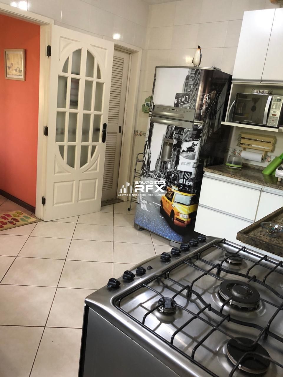 Casa de Condomínio de 3 quartos, 350m² no bairro Badu, em Niterói | Eu Corretor