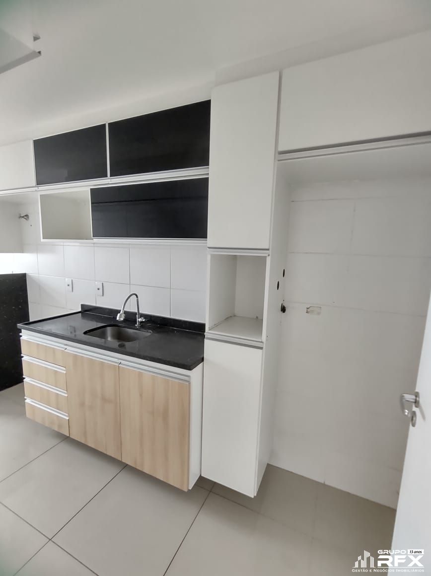 Apartamento com 3 Dormitórios para alugar, 79 m² por R$ 2.000,00 Apartamento com 3 Dormitórios para alugar, 79 m² por R$ 2.000,00