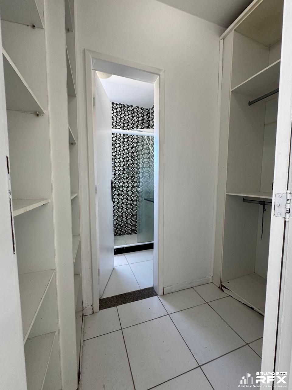 Casa com 3 Dormitórios para alugar, 180 m² por R$ 4.500,00 Casa com 3 Dormitórios para alugar, 180 m² por R$ 4.500,00