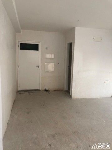 img21990605