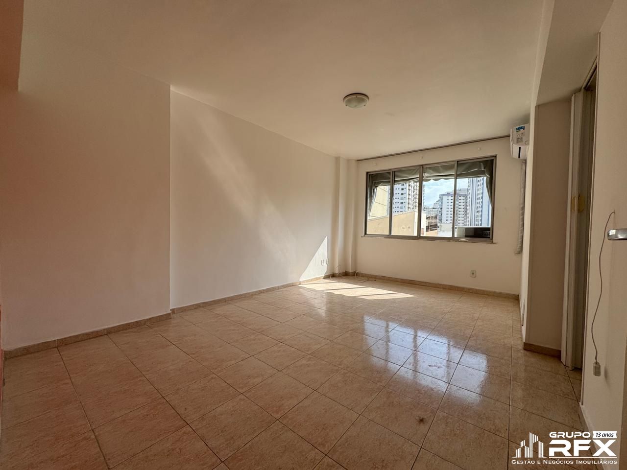 Apartamento para alugar  no Santa Rosa - Niterói, RJ. Imóveis