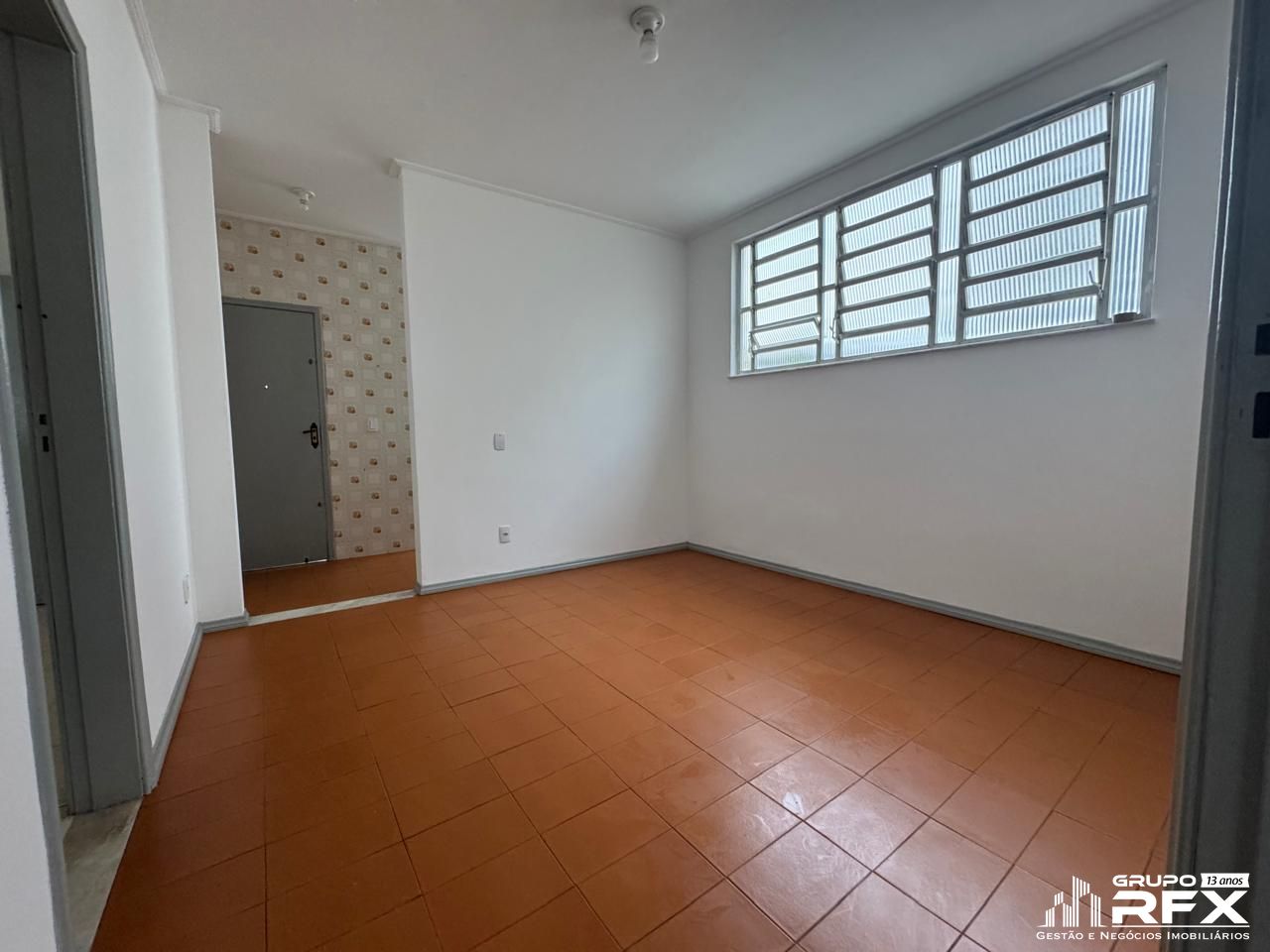 Casa com 4 Dormitórios para alugar, 300 m² por R$ 4.000,00 Casa com 4 Dormitórios para alugar, 300 m² por R$ 4.000,00