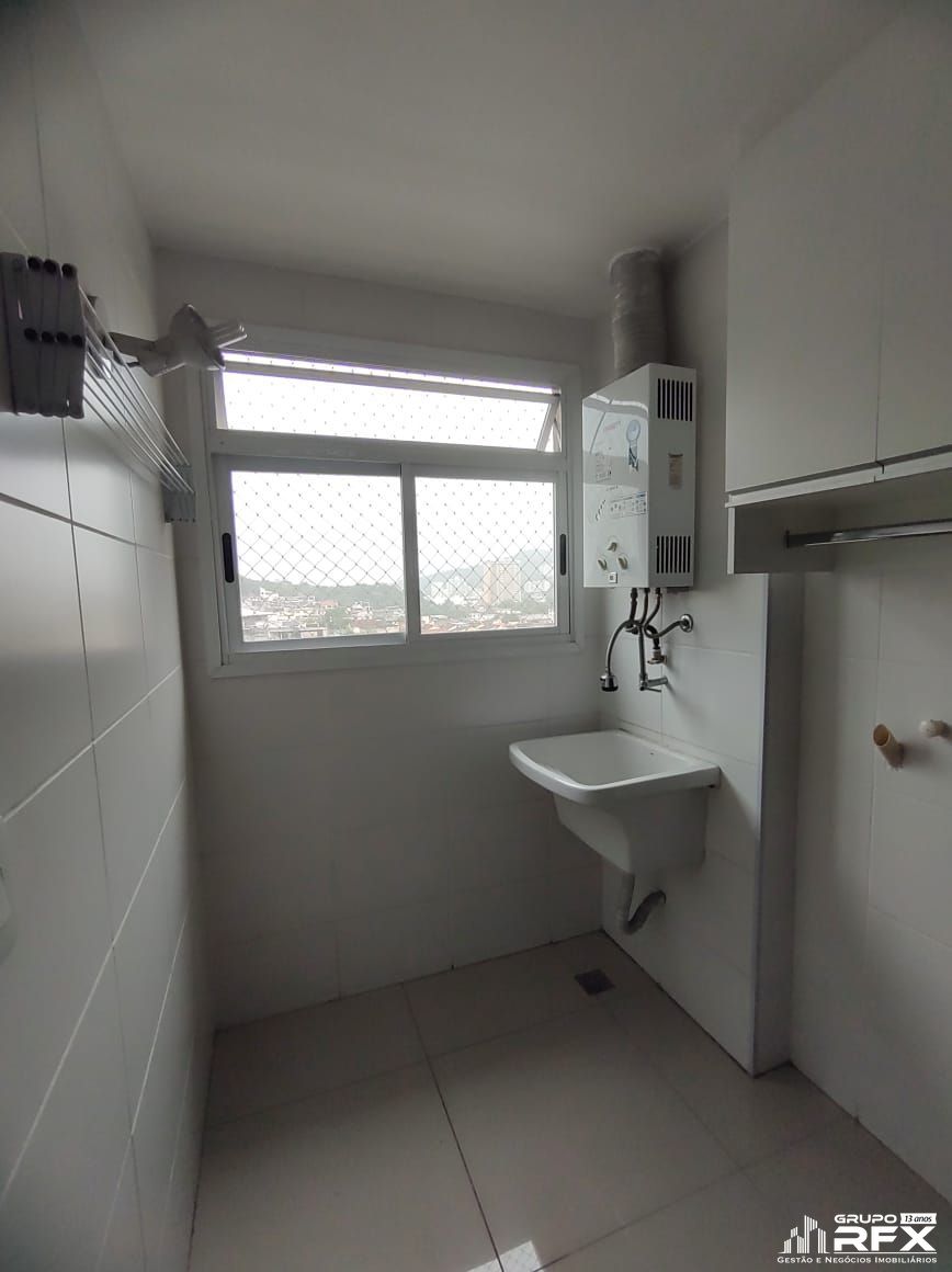 Apartamento com 3 Dormitórios para alugar, 79 m² por R$ 2.000,00 Apartamento com 3 Dormitórios para alugar, 79 m² por R$ 2.000,00