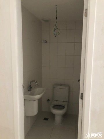 img21990598