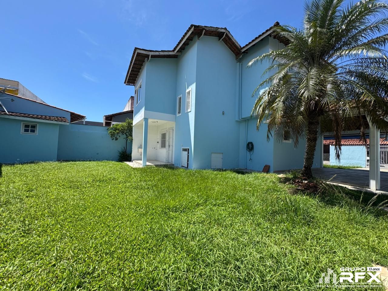 Casa com 3 Dormitórios para alugar, 180 m² por R$ 4.500,00 Casa com 3 Dormitórios para alugar, 180 m² por R$ 4.500,00