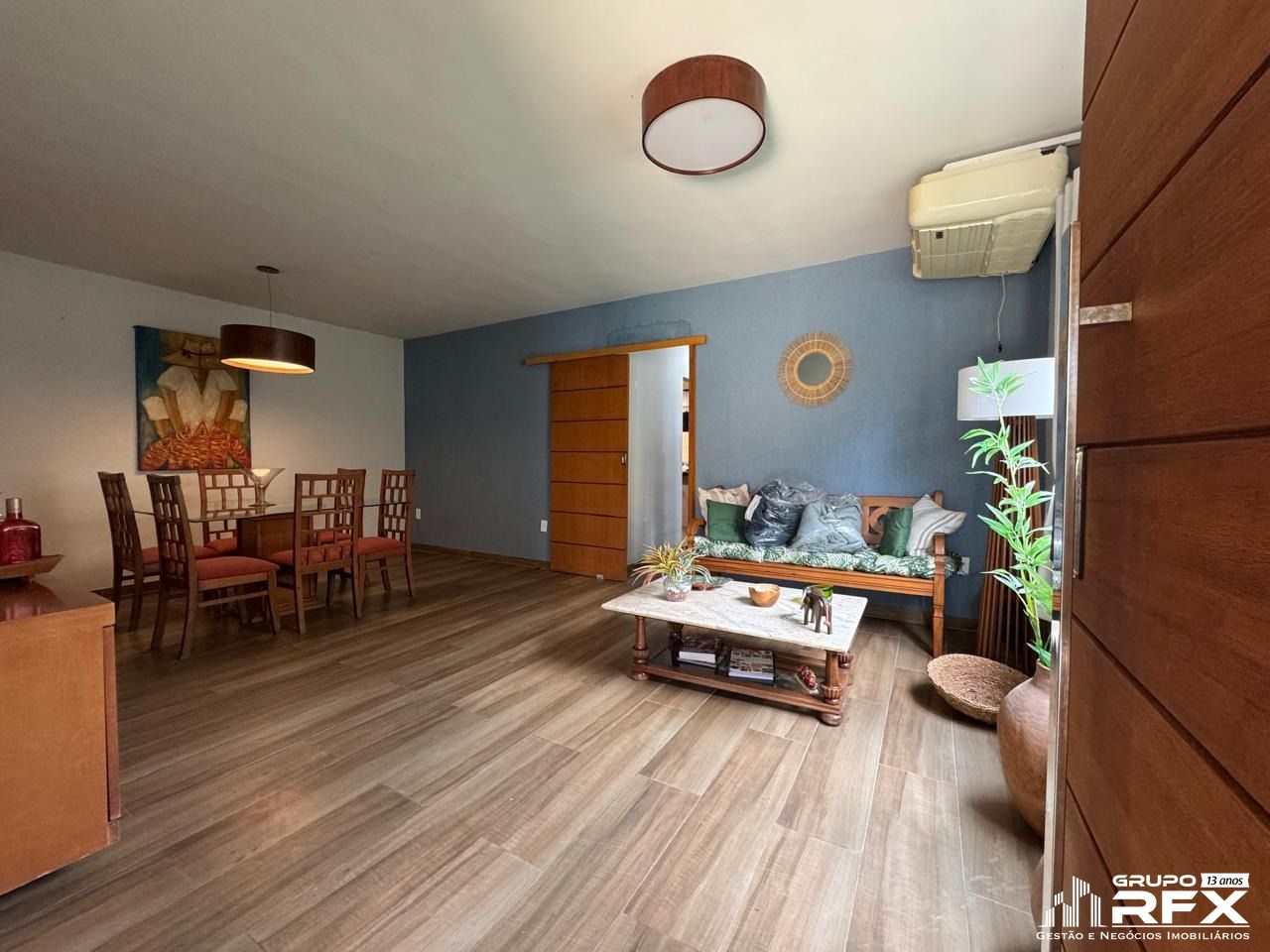 Casa com 4 Dormitórios para alugar, 250 m² por R$ 5.500,00 Casa com 4 Dormitórios para alugar, 250 m² por R$ 5.500,00