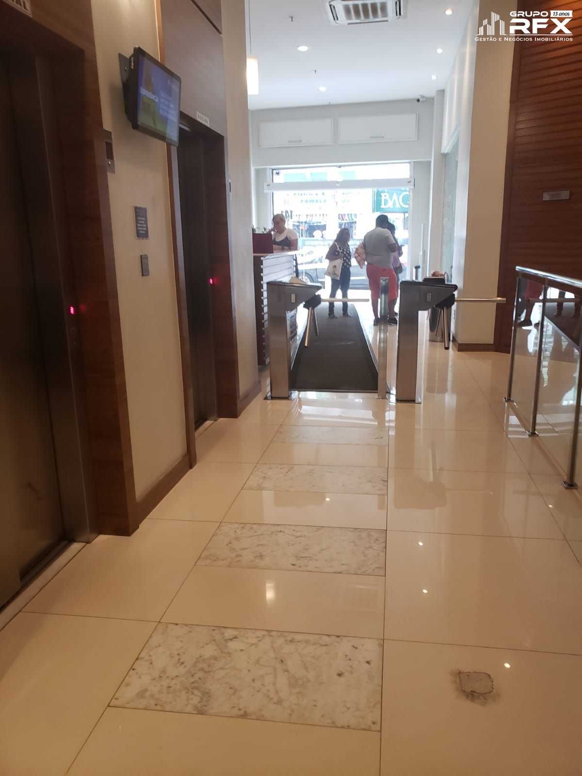 Sala Comercial de 1 quarto, 27m² no bairro Centro, em Niterói | Eu Corretor