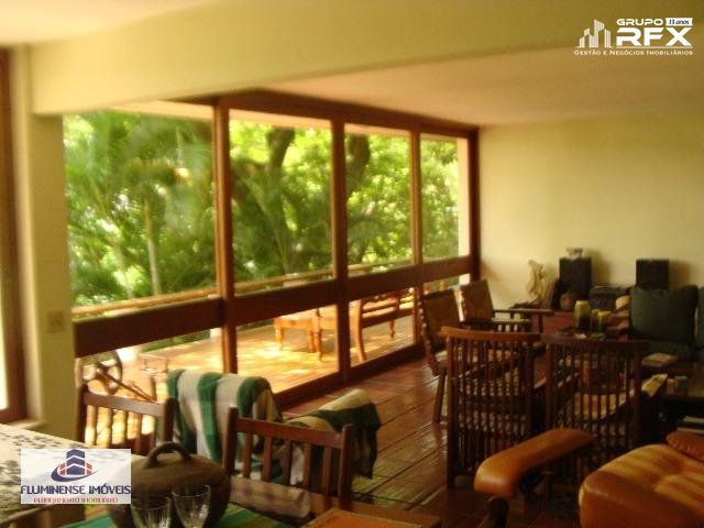 Casa de 5 quartos, 2400m² no bairro Vila Progresso, em Niterói | Eu Corretor