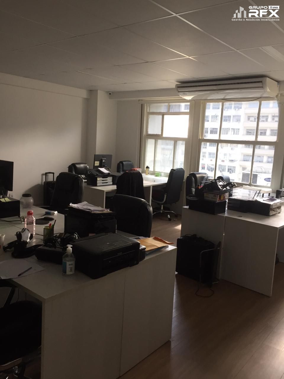 Sala Comercial de 10 quartos, 400m² no bairro Centro, em Rio de Janeiro | Eu Corretor