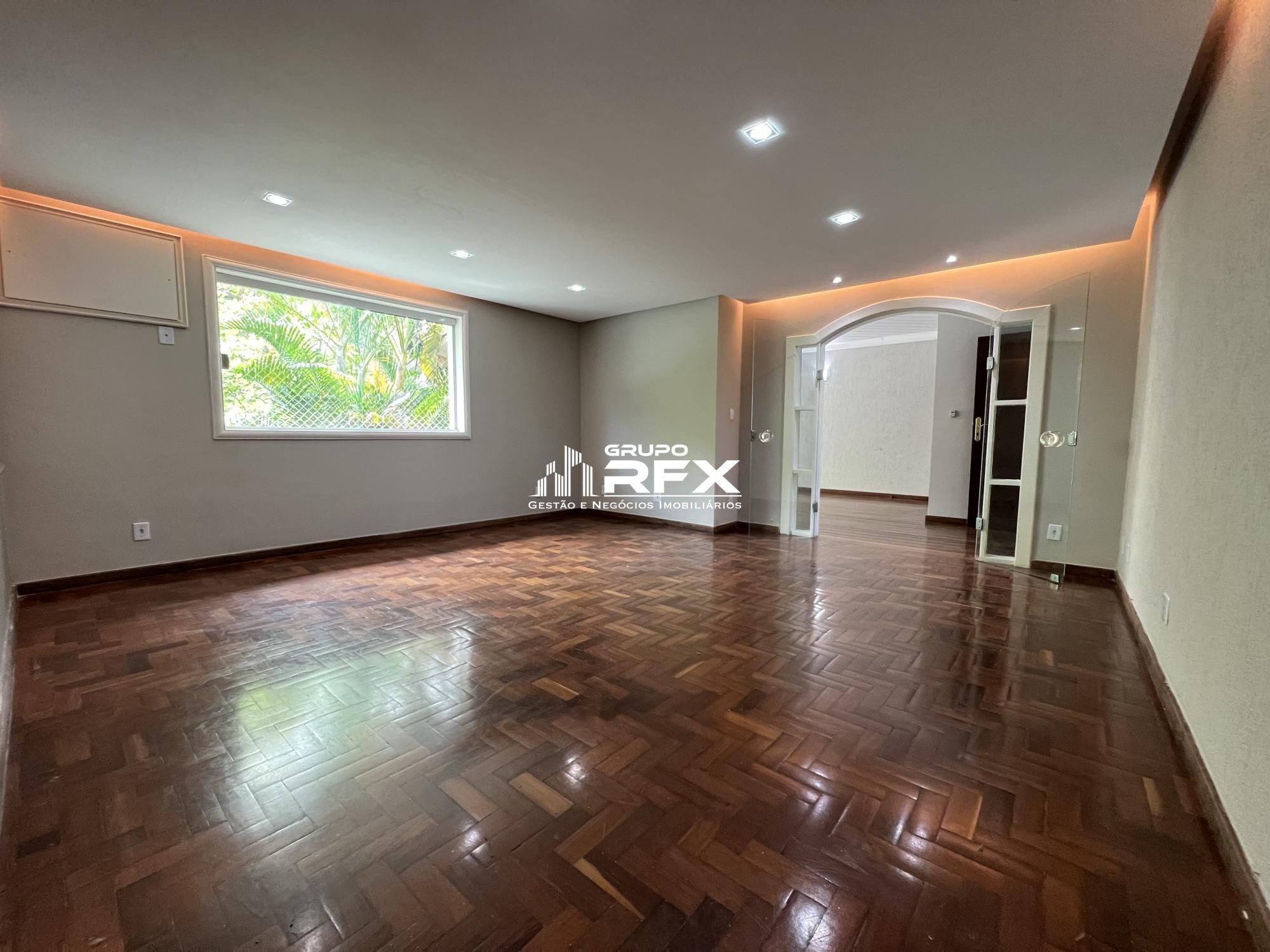 Casa à venda  no São Francisco - Niterói, RJ. Imóveis