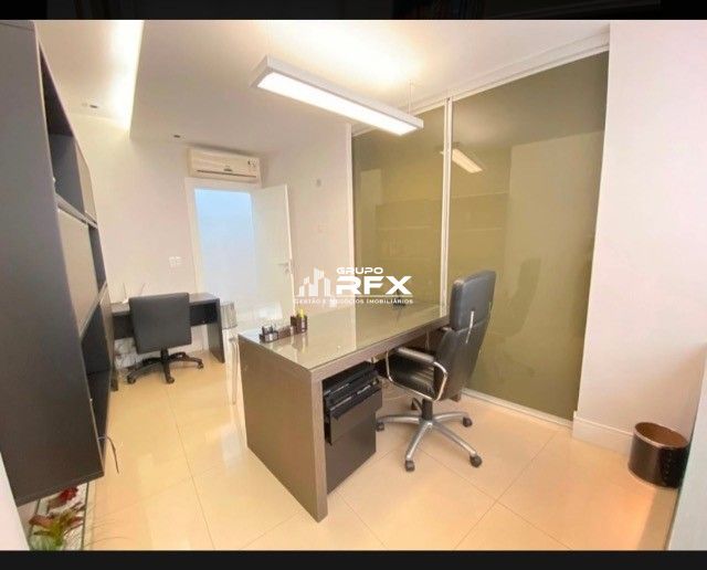 Sala Comercial de 3 quartos, 49m² no bairro Centro, em Niterói | Eu Corretor