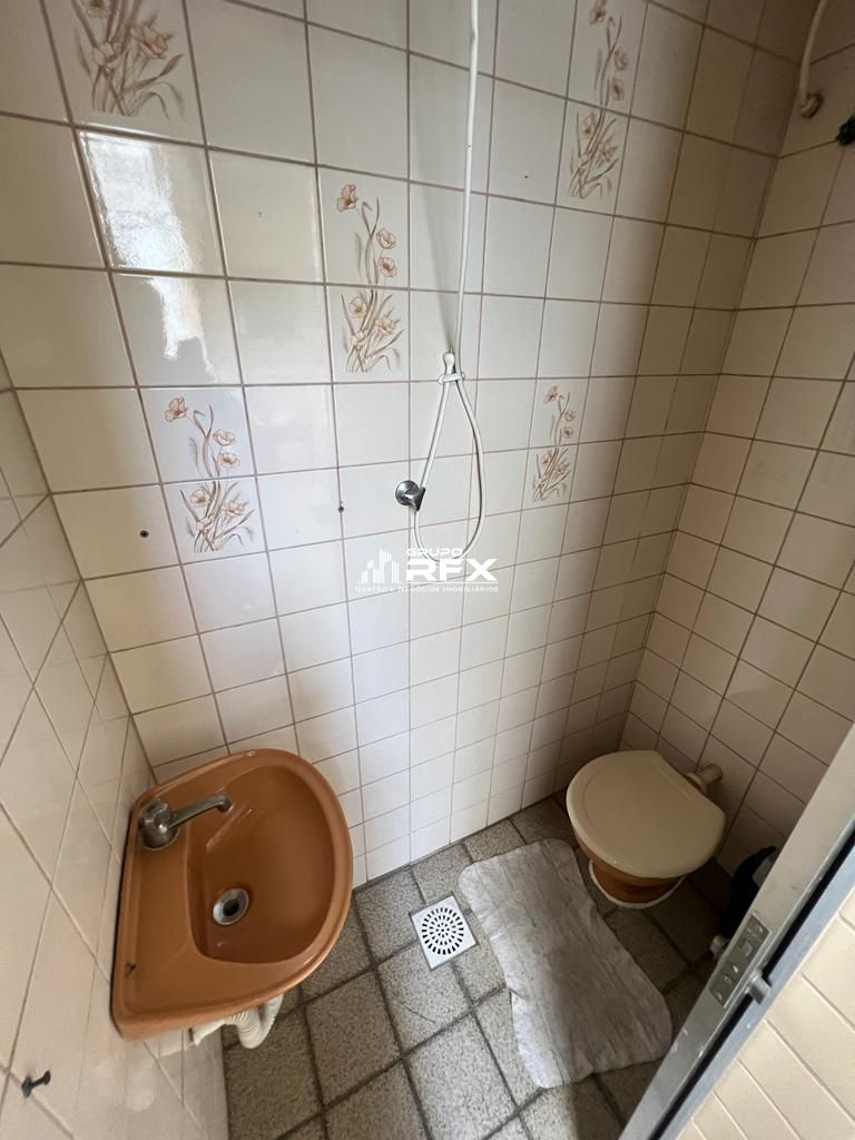 img23842727