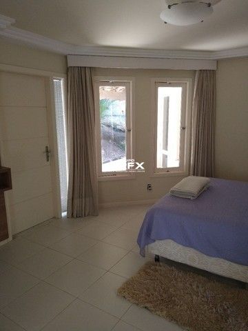 Casa de 5 quartos, 390m² no bairro Badu, em Niterói | Eu Corretor
