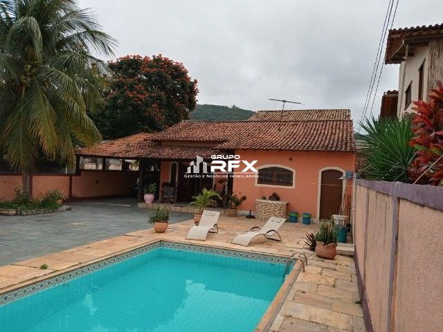 Casa de 3 quartos, 420m² no bairro Piratininga, em Niterói | Eu Corretor