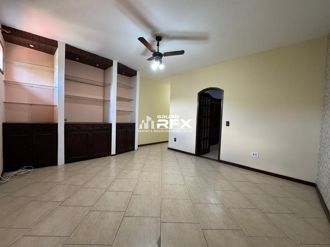 Casa de 4 quartos, 339m² no bairro Pendotiba, em Niterói | Eu Corretor