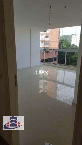 img4746536