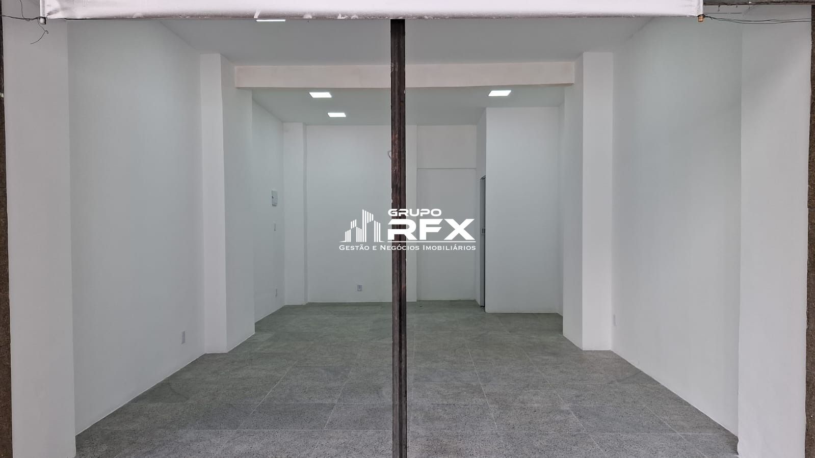 Loja / Salão / Ponto Comercial de 34m² no bairro Centro, em Niterói | Eu Corretor