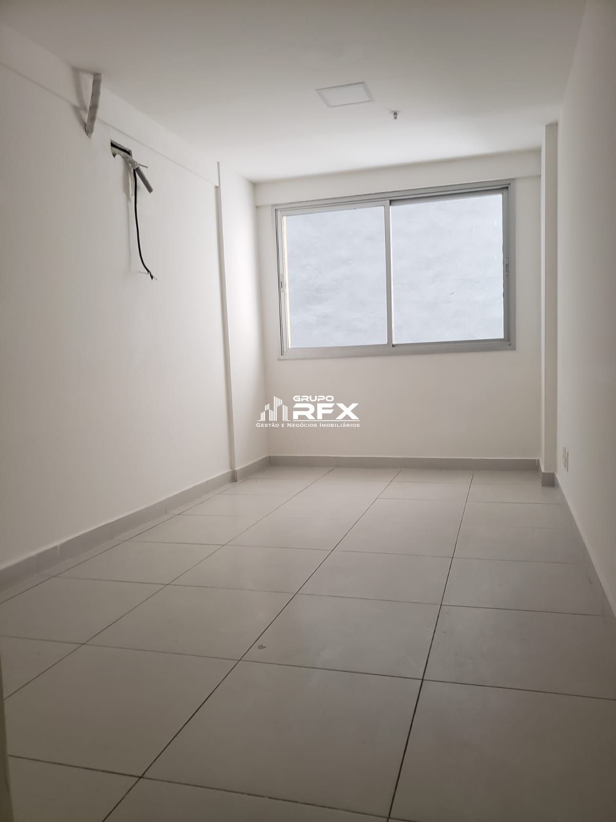 Sala Comercial de 1 quarto, 27m² no bairro Centro, em Niterói | Eu Corretor
