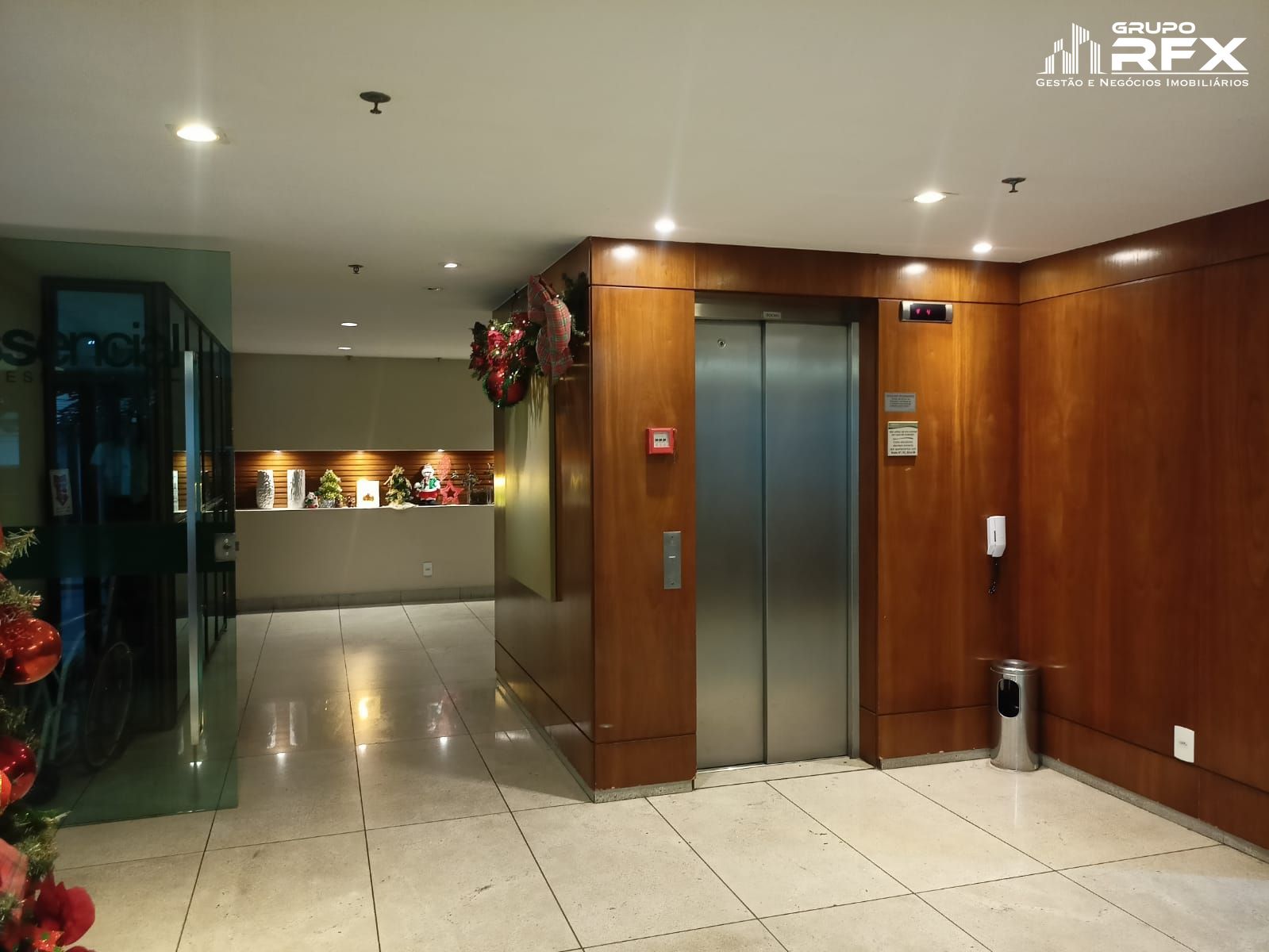 Apartamento à venda com 3 quartos, 130m² - Foto 32