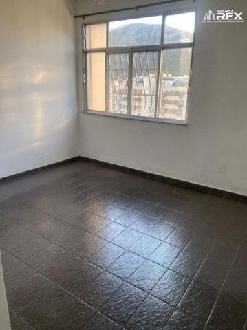 Apartamento à venda com 2 quartos, 68m² - Foto 6