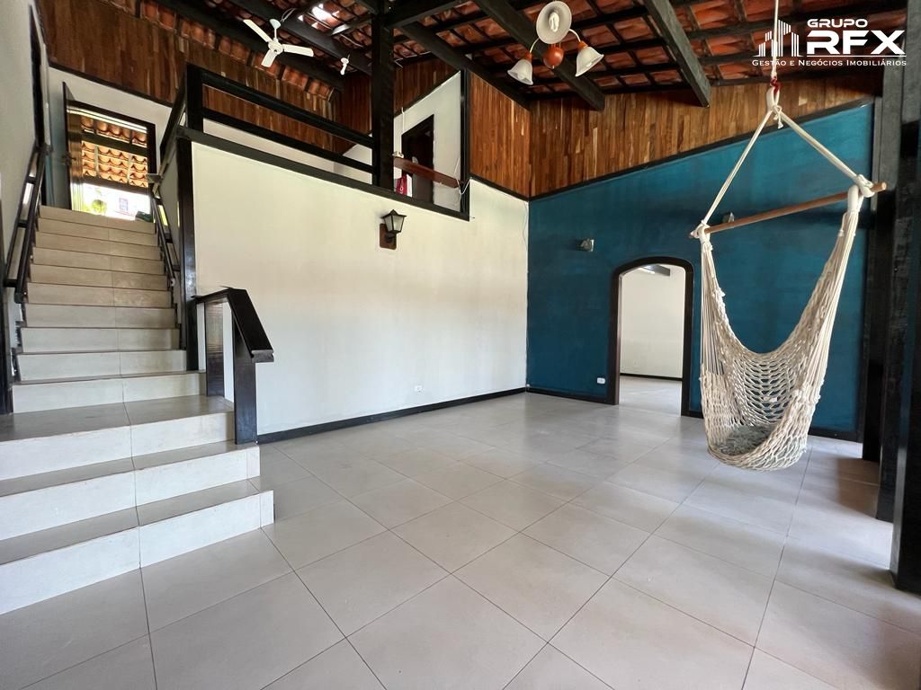 Casa de Condomínio à venda com 4 quartos, 200m² - Foto 13