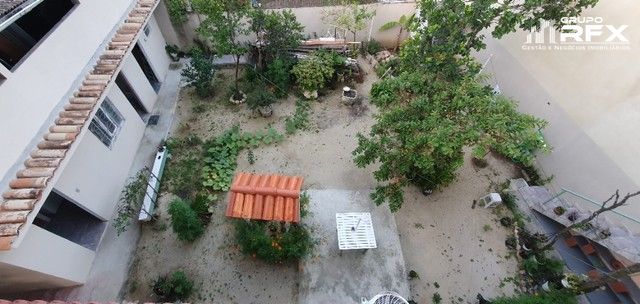 Casa à venda com 6 quartos, 327m² - Foto 19