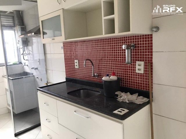 Apartamento à venda com 2 quartos, 80m² - Foto 7