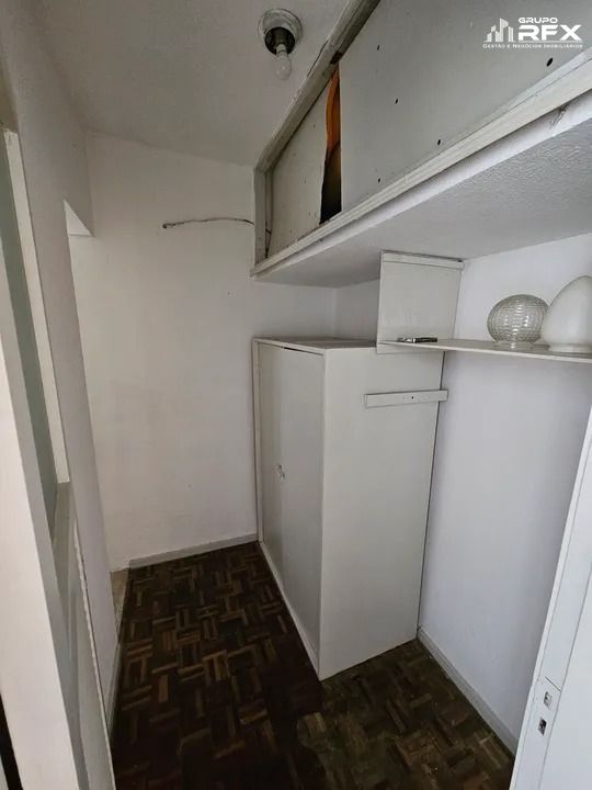 Apartamento à venda com 2 quartos, 70m² - Foto 13