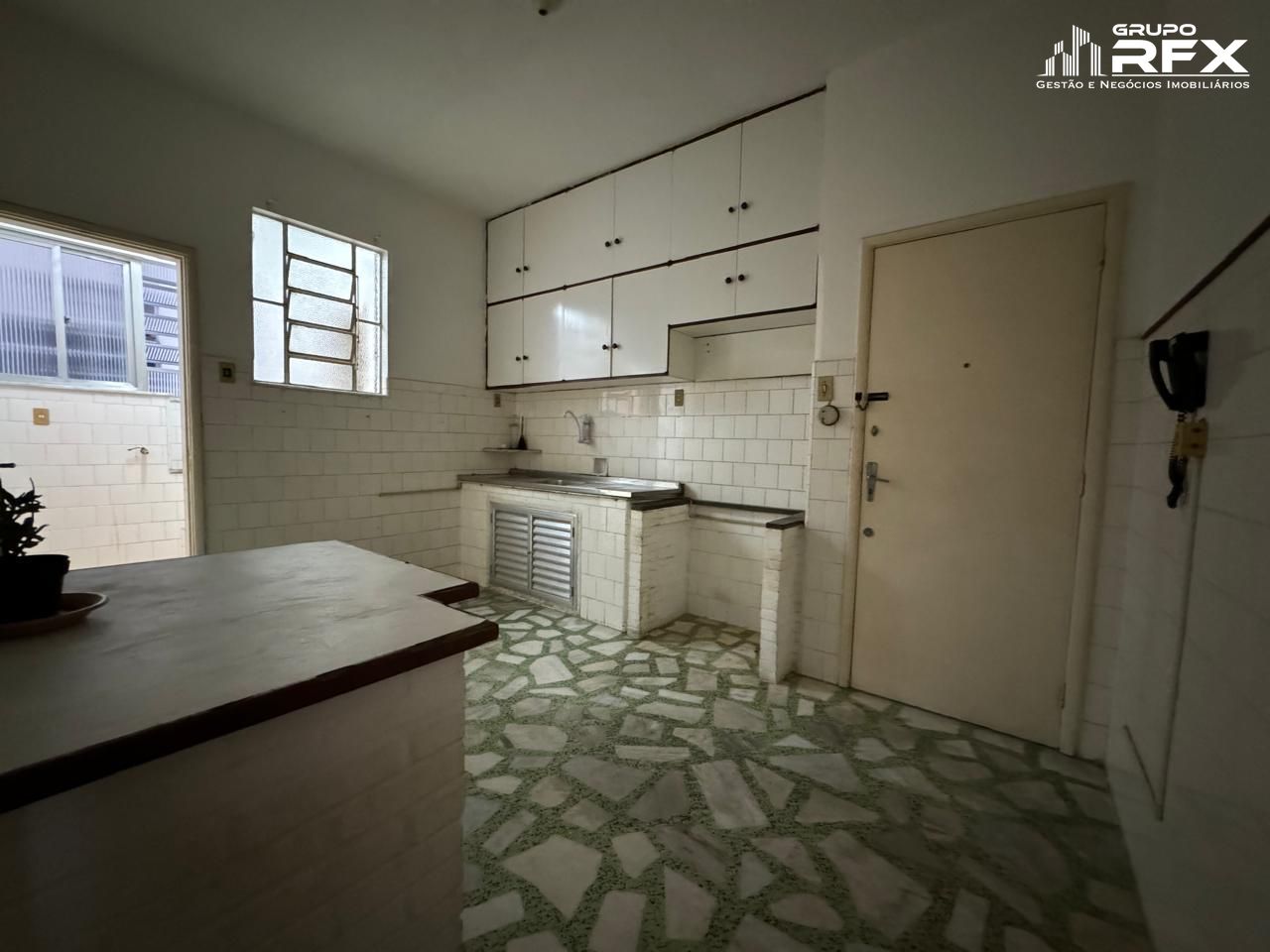 Apartamento à venda com 2 quartos, 90m² - Foto 6