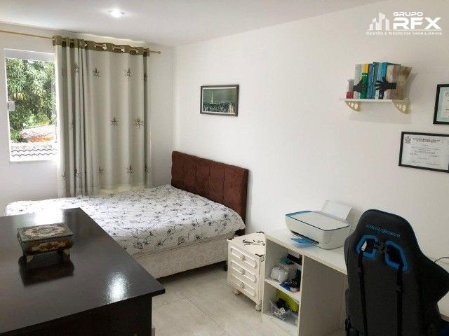 Casa à venda com 3 quartos, 167m² - Foto 8